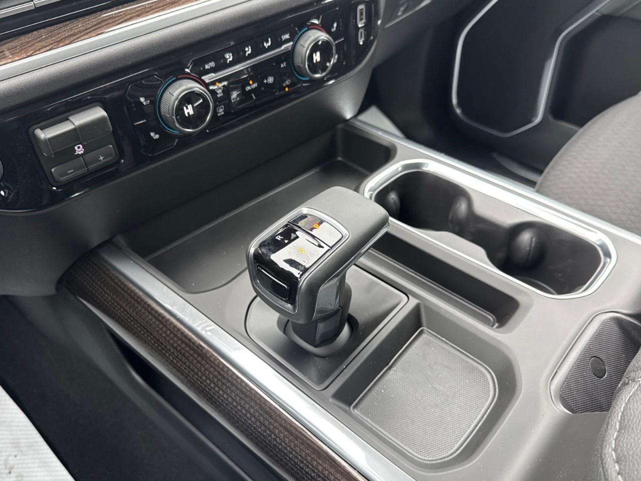 2026 Chevrolet Silverado 1500 Crew Cab Short Box 4-Wheel Drive RST Photo