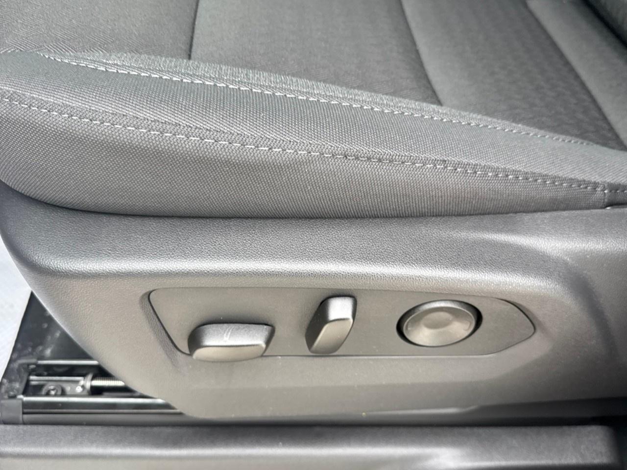 2026 Chevrolet Silverado 1500 Crew Cab Short Box 4-Wheel Drive RST Photo