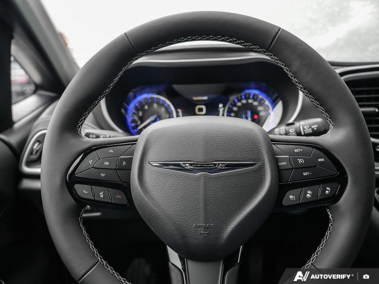 2026 Chrysler Pacifica Select Front-Wheel Drive Passenger Van Photo