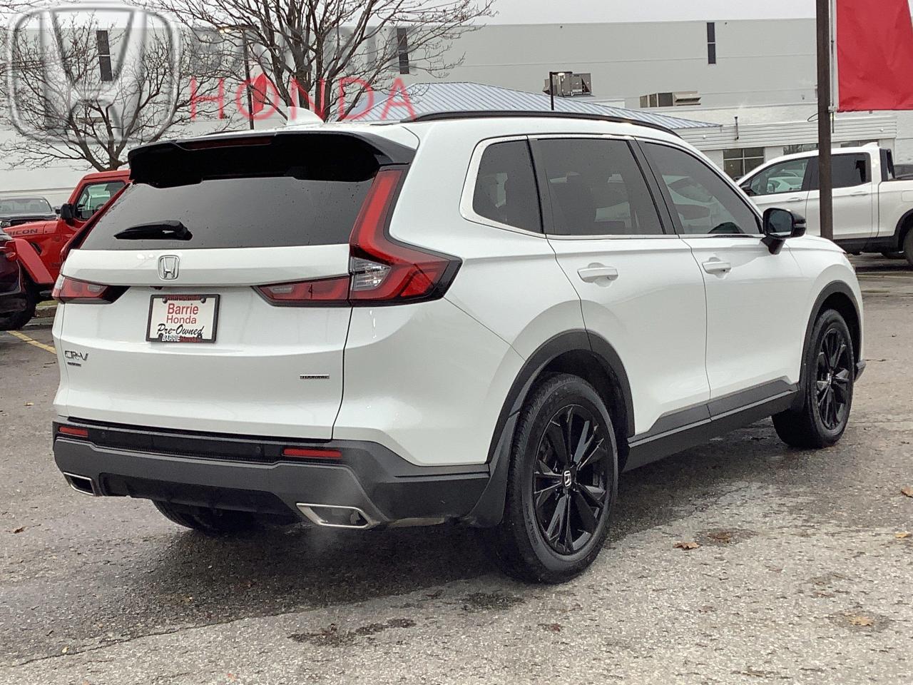2023 Honda CR-V Hybrid Touring 4dr All-Wheel Drive Photo