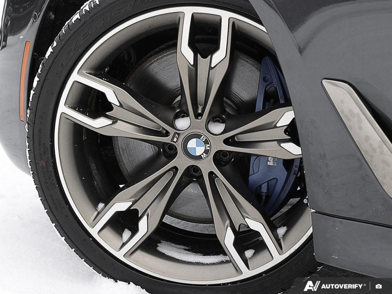 2018 BMW 5 Series M550i xDrive Sedan Photo