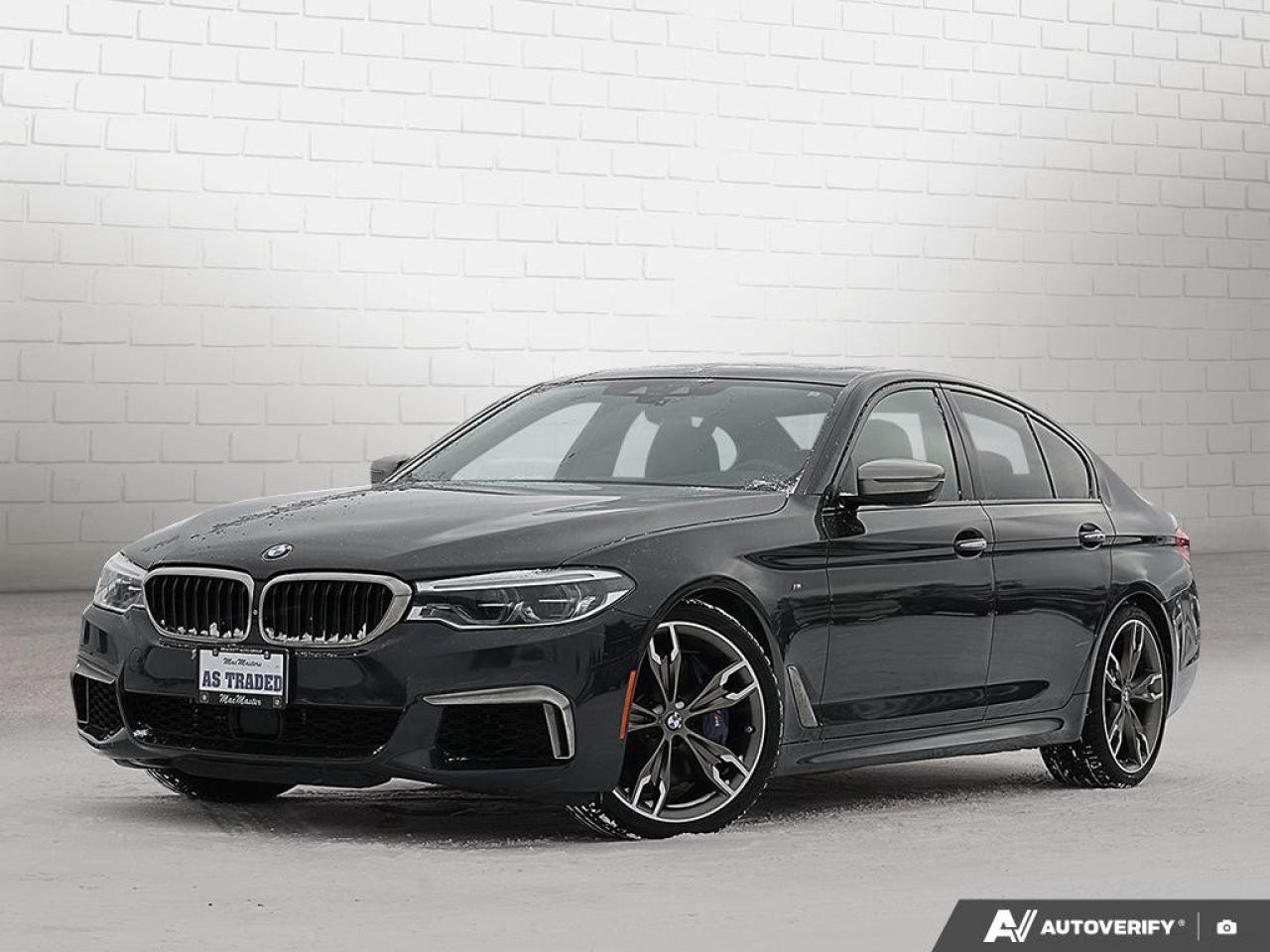 2018 BMW 5 Series M550i xDrive Sedan Photo0