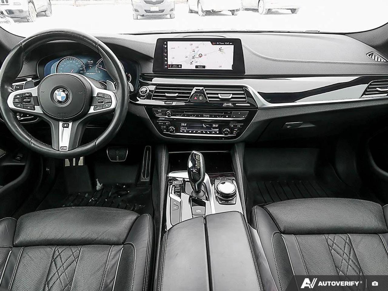 2018 BMW 5 Series M550i xDrive Sedan Photo