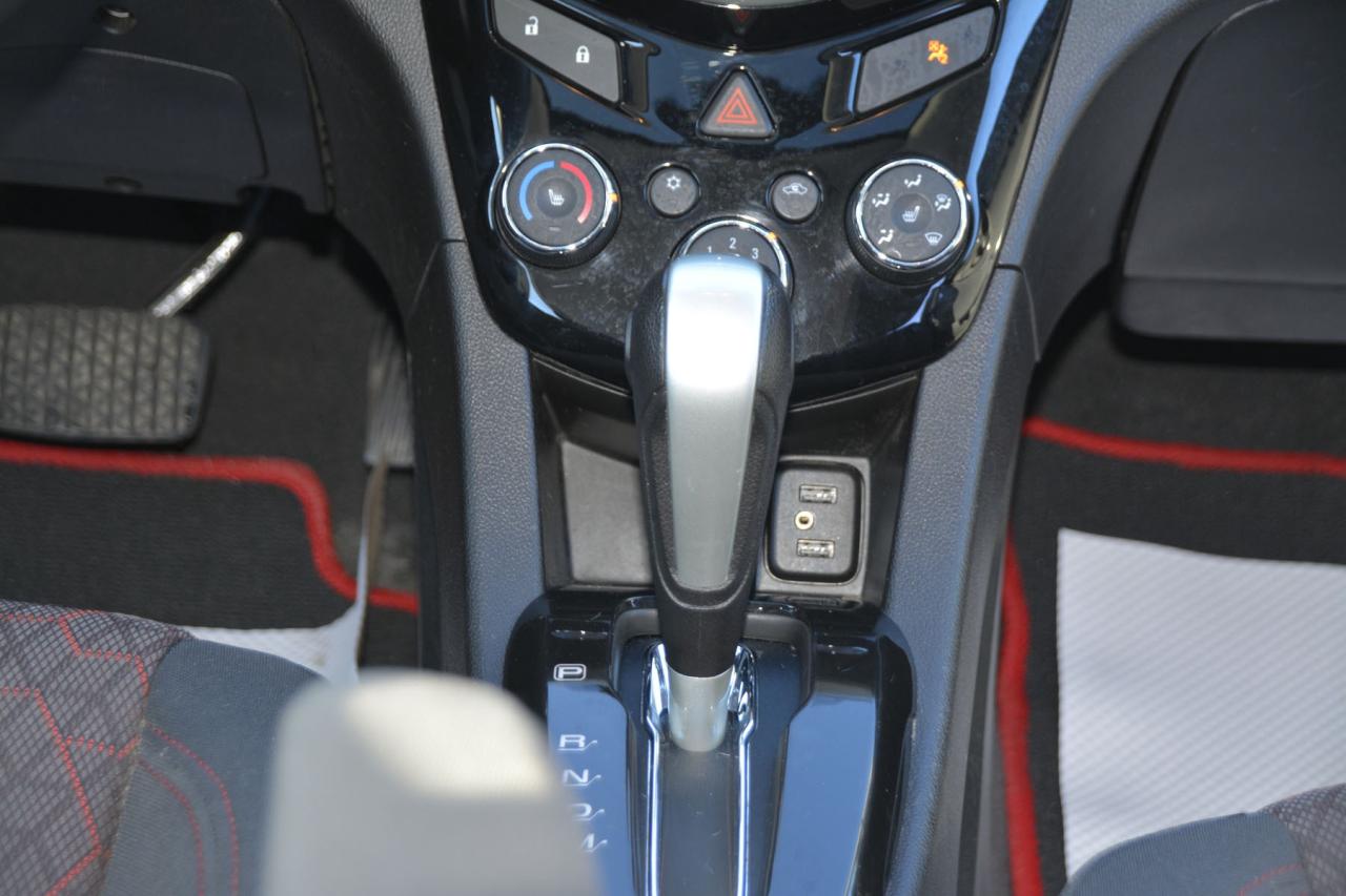 2017 Chevrolet Sonic Sonic LT Photo