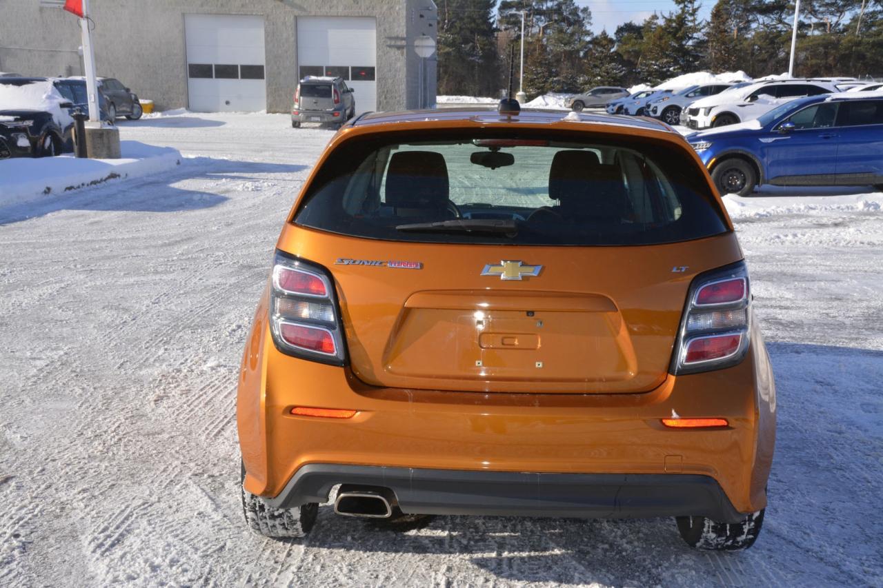 2017 Chevrolet Sonic Sonic LT Photo