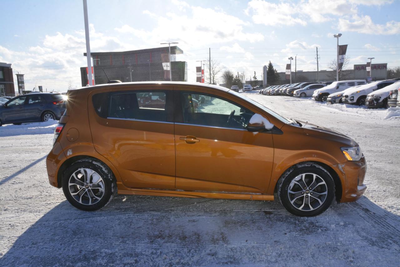 2017 Chevrolet Sonic Sonic LT Photo