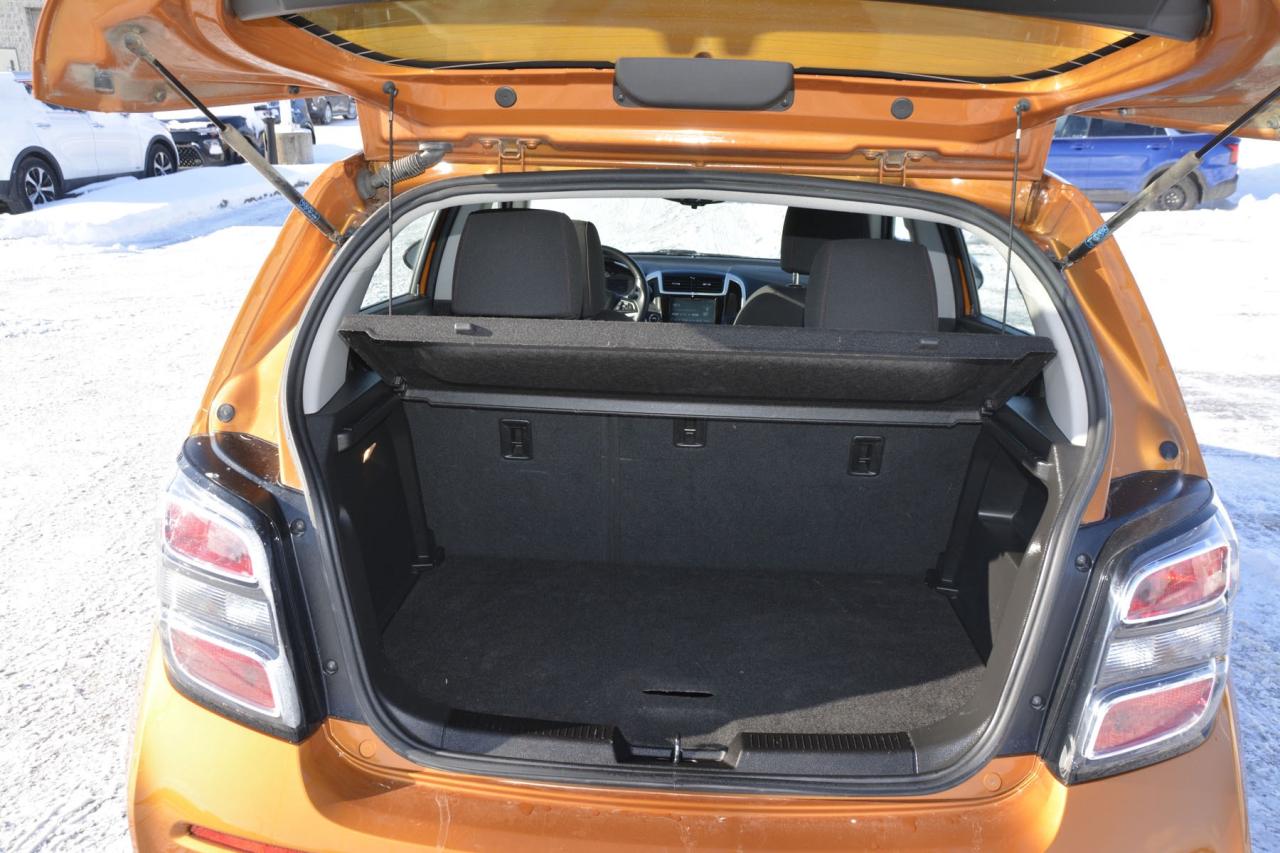 2017 Chevrolet Sonic Sonic LT Photo