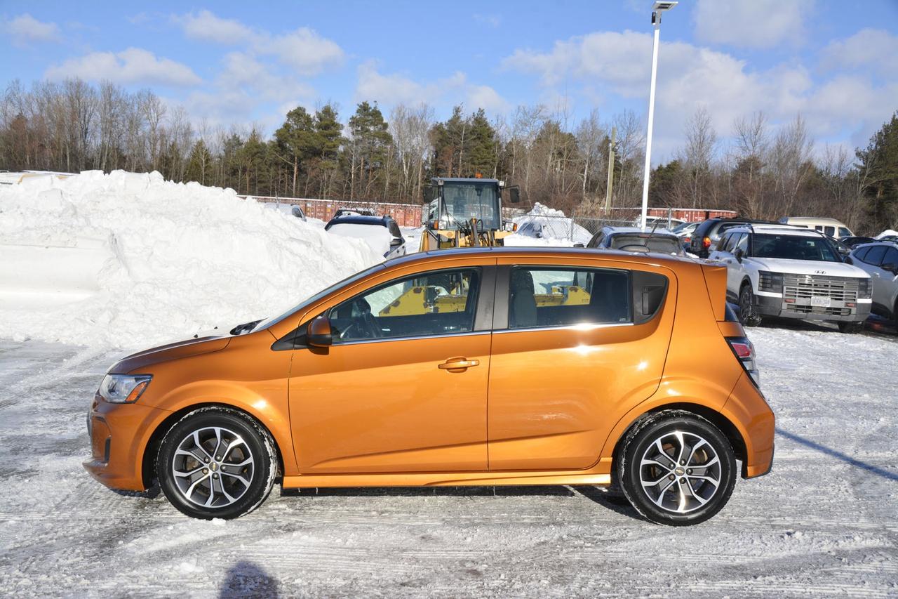 2017 Chevrolet Sonic LT Photo