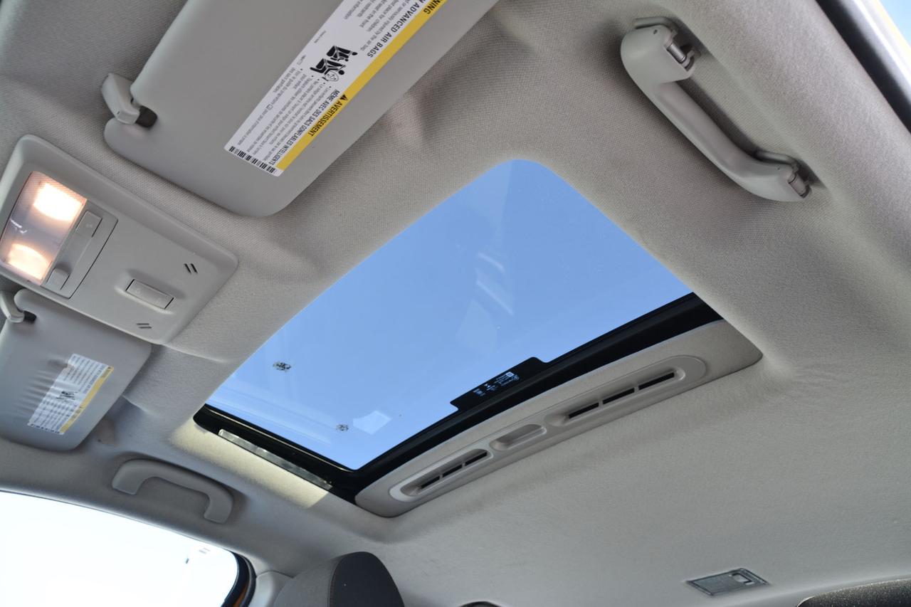 2017 Chevrolet Sonic LT Photo