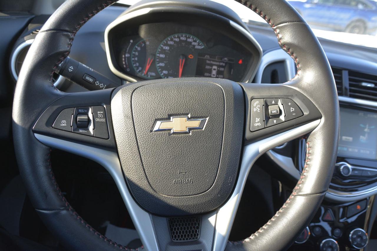 2017 Chevrolet Sonic LT Photo