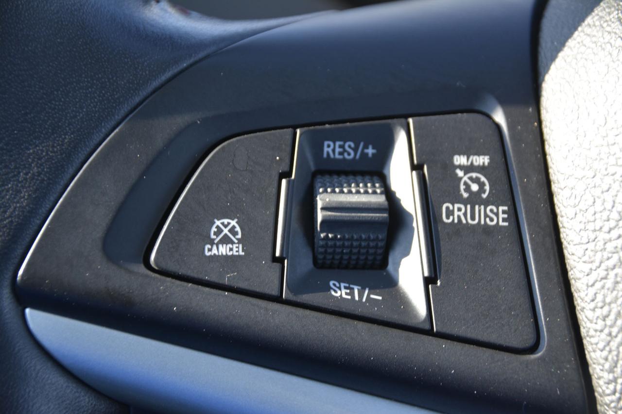 2017 Chevrolet Sonic LT Photo