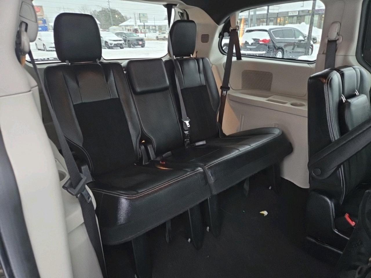 2017 Dodge Grand Caravan CVP/SXT Passenger Van Photo
