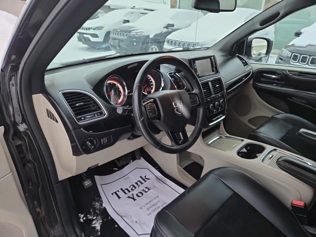 2017 Dodge Grand Caravan CVP/SXT Passenger Van Photo