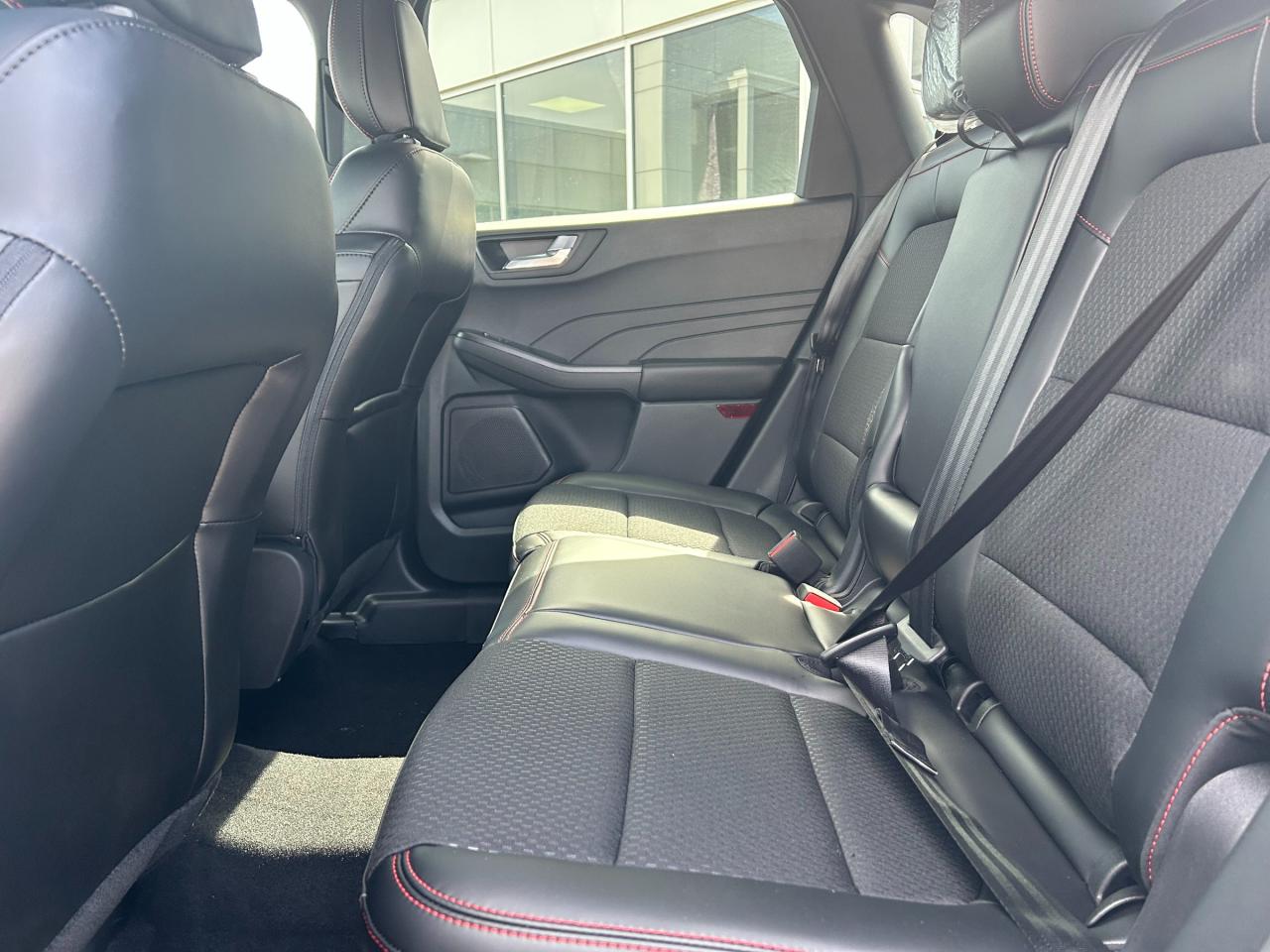 2025 Ford Escape ST-Line 4dr All-Wheel Drive Photo