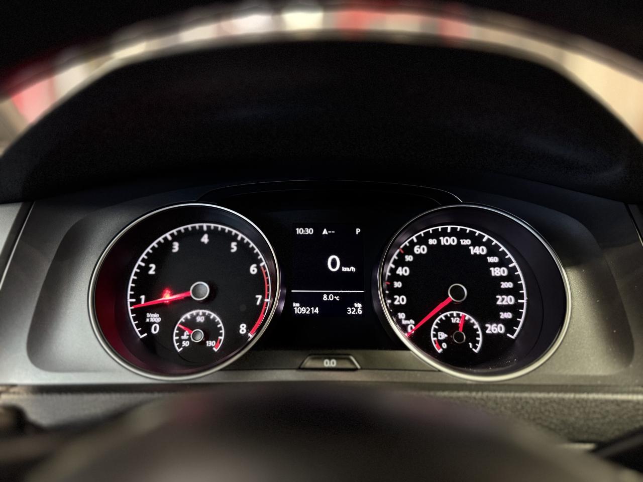 2017 Volkswagen Golf Alltrack AWD   Loaded   Mint Condition Photo