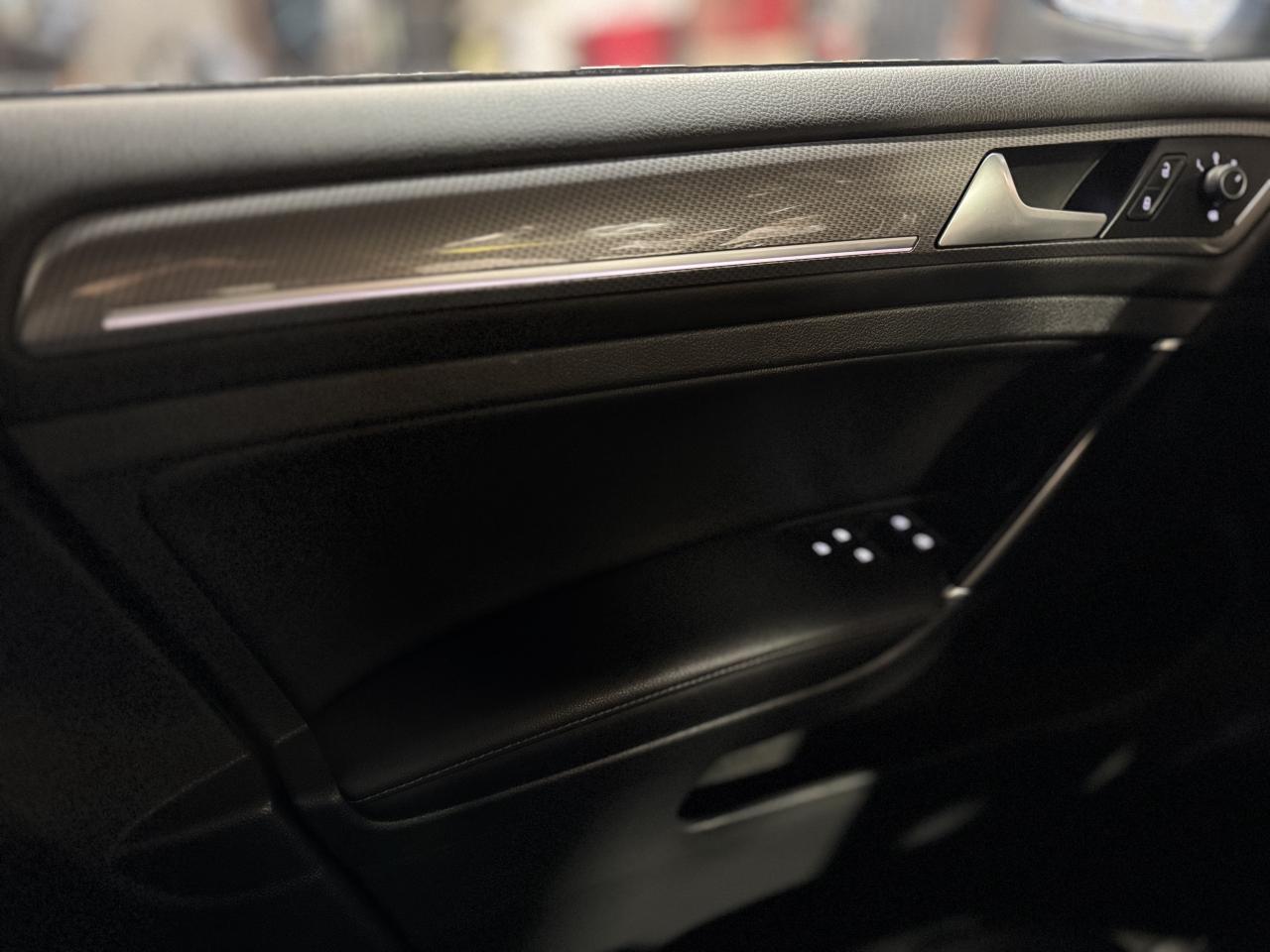 2017 Volkswagen Golf Alltrack AWD   Loaded   Mint Condition Photo