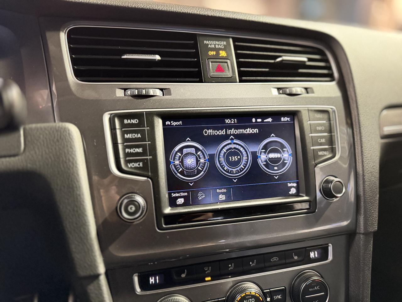 2017 Volkswagen Golf Alltrack AWD   Loaded   Mint Condition Photo