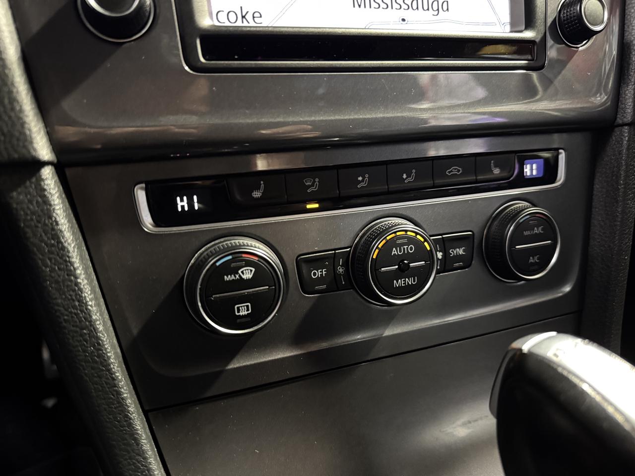 2017 Volkswagen Golf Alltrack AWD   Loaded   Mint Condition Photo