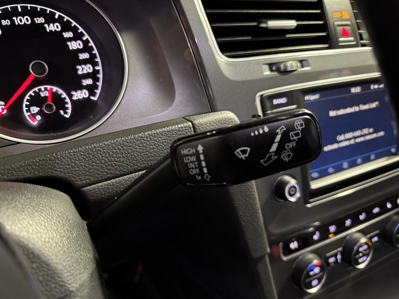 2017 Volkswagen Golf Alltrack AWD   Loaded   Mint Condition Photo