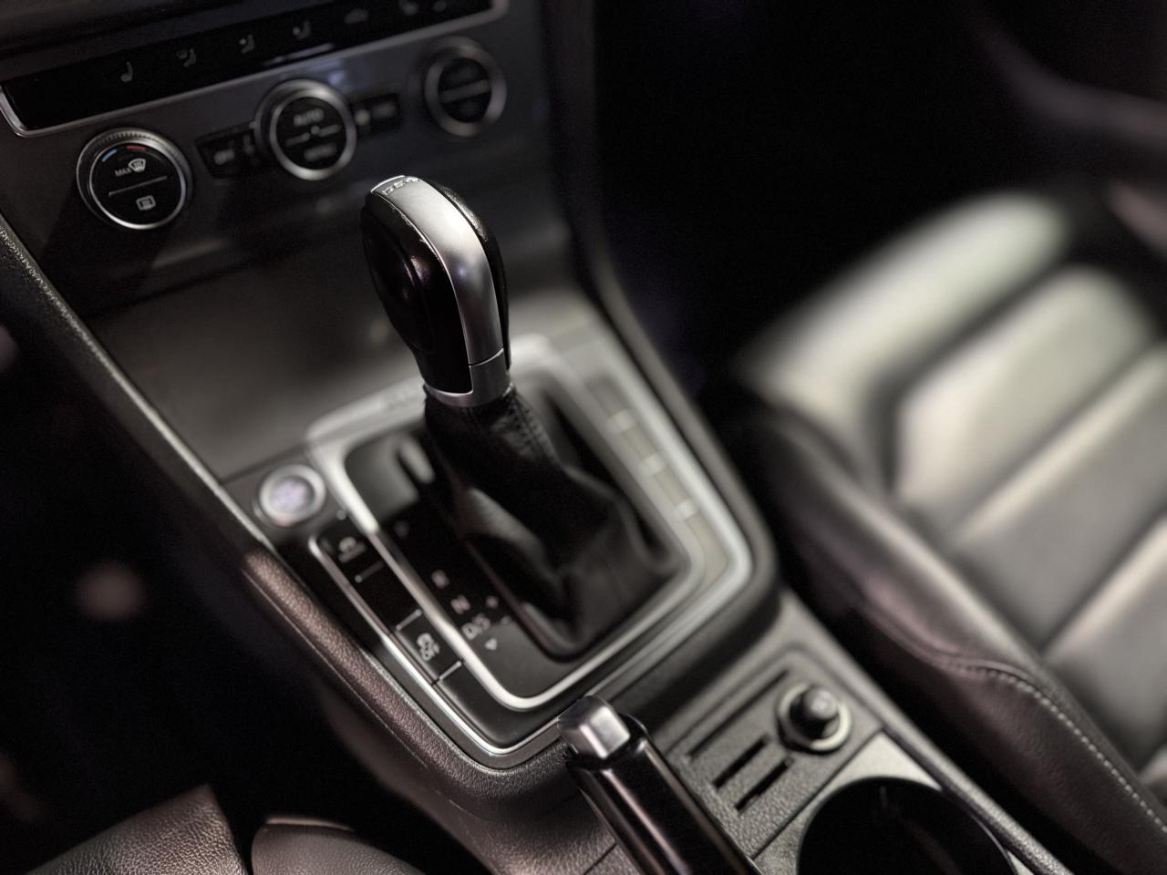 2017 Volkswagen Golf Alltrack AWD   Loaded   Mint Condition Photo