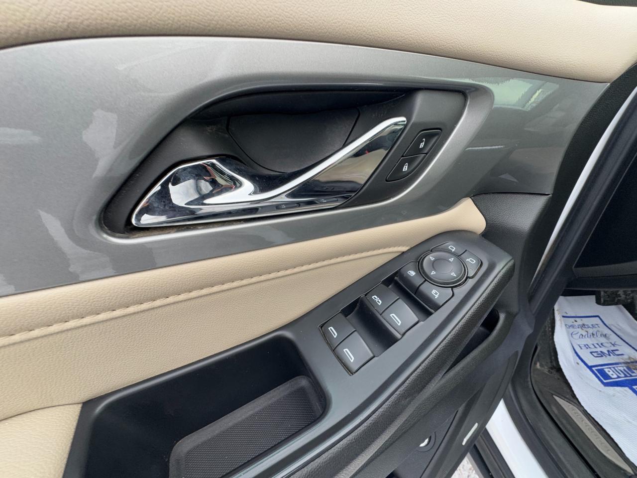 2022 Chevrolet Traverse LT True North All-Wheel Drive Photo