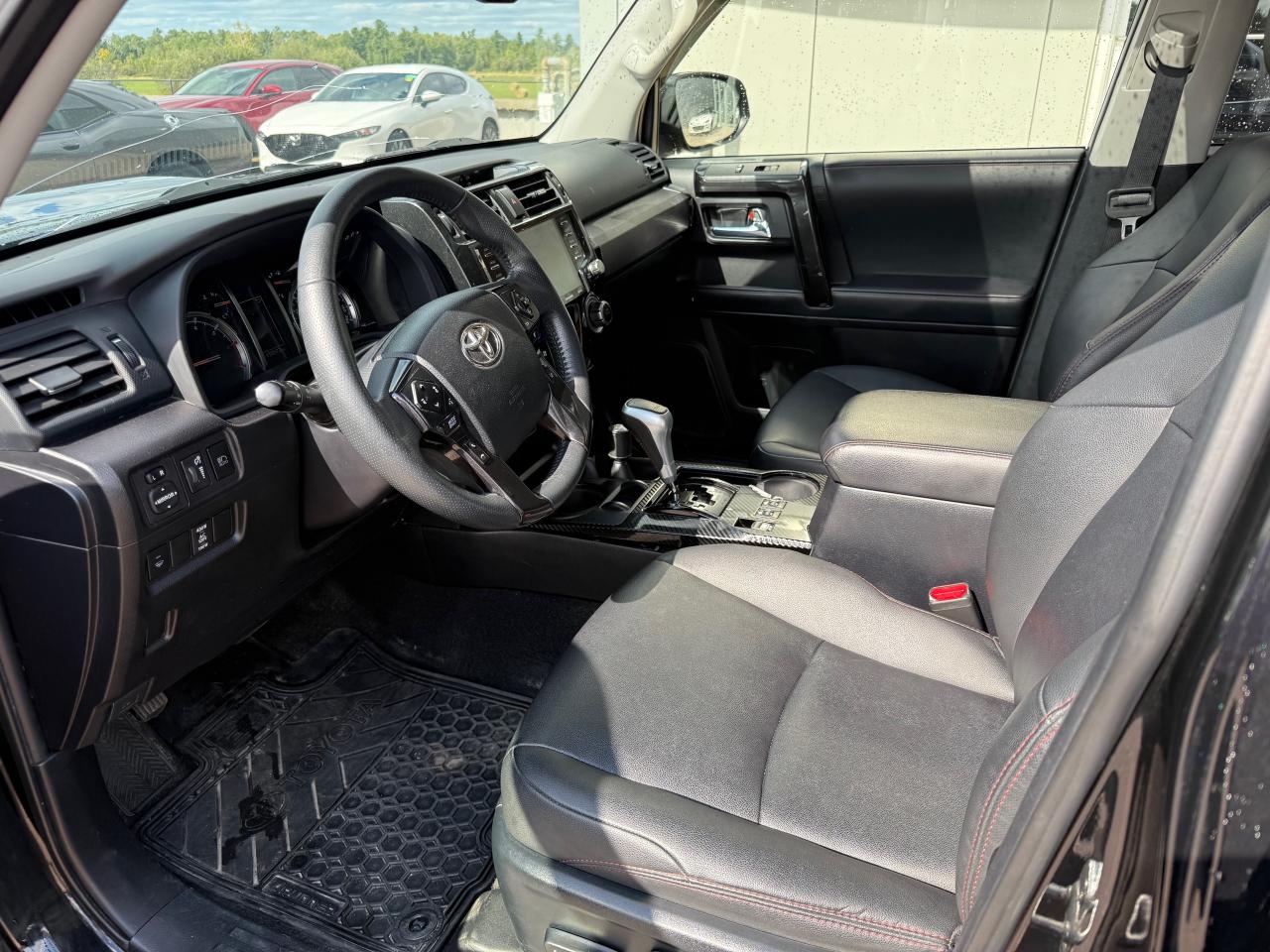 2021 Toyota 4Runner Base 4dr 4x4 Photo