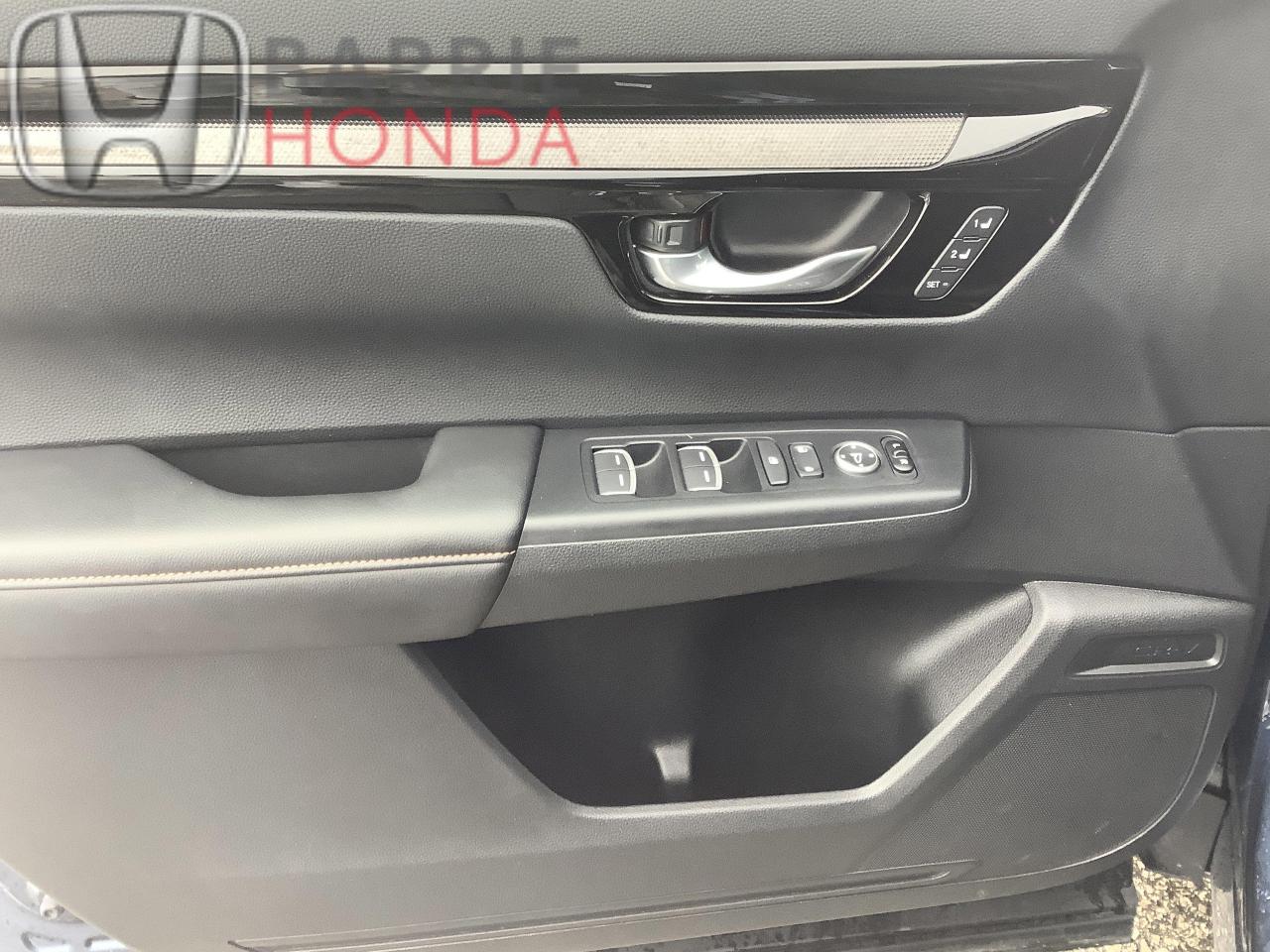 2025 Honda CR-V Hybrid Touring 4dr All-Wheel Drive Photo