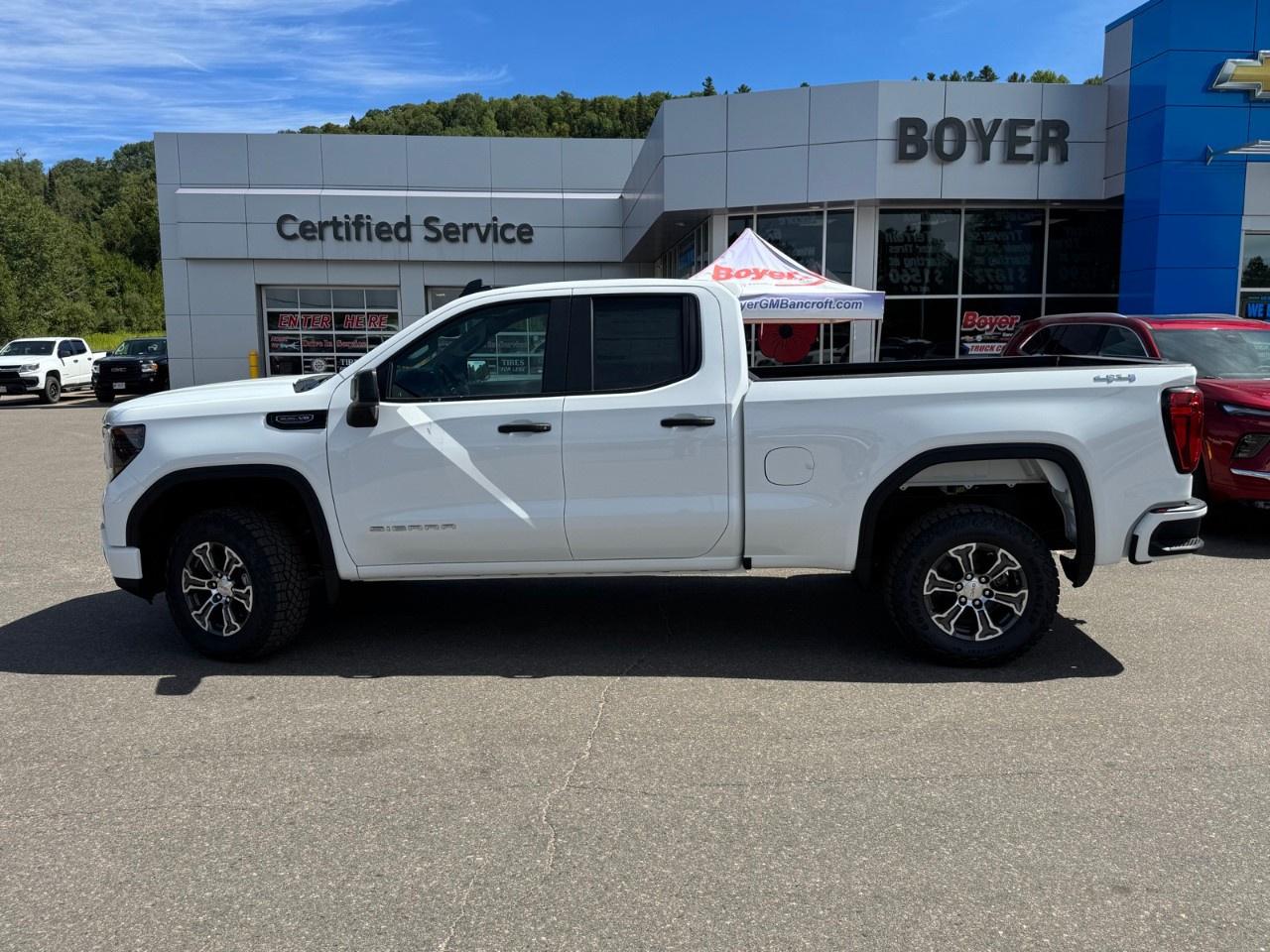 2026 GMC Sierra 1500 Double Cab Standard Box 4-Wheel Drive Pro Photo