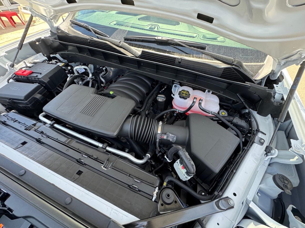 2026 GMC Sierra 1500 Double Cab Standard Box 4-Wheel Drive Pro Photo