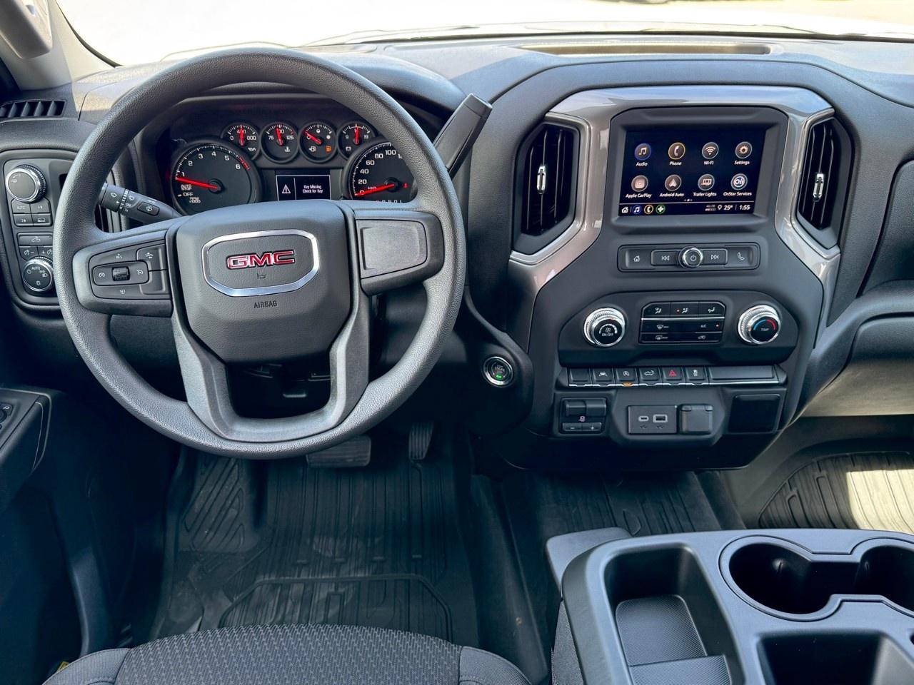 2026 GMC Sierra 1500 Double Cab Standard Box 4-Wheel Drive Pro Photo