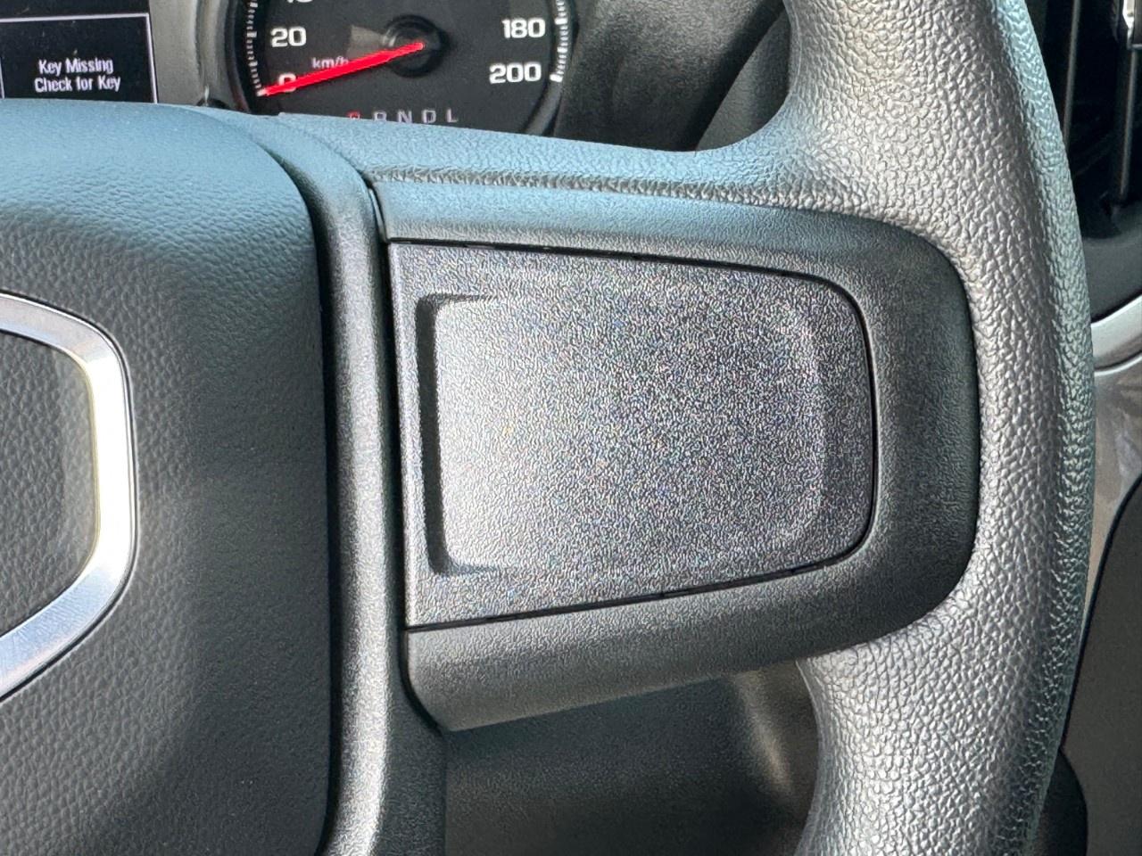 2026 GMC Sierra 1500 Double Cab Standard Box 4-Wheel Drive Pro Photo