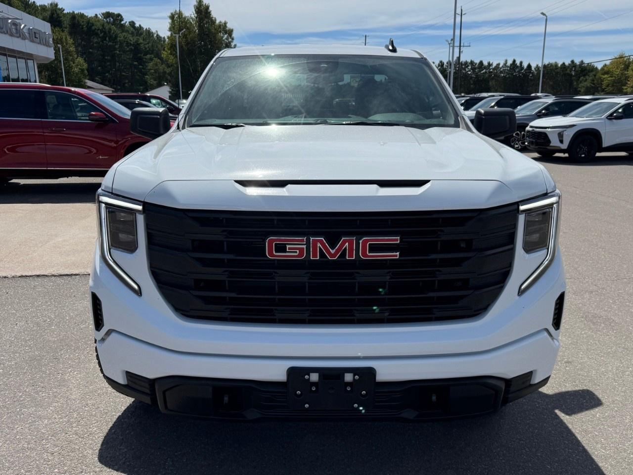 2026 GMC Sierra 1500 Double Cab Standard Box 4-Wheel Drive Pro Photo5