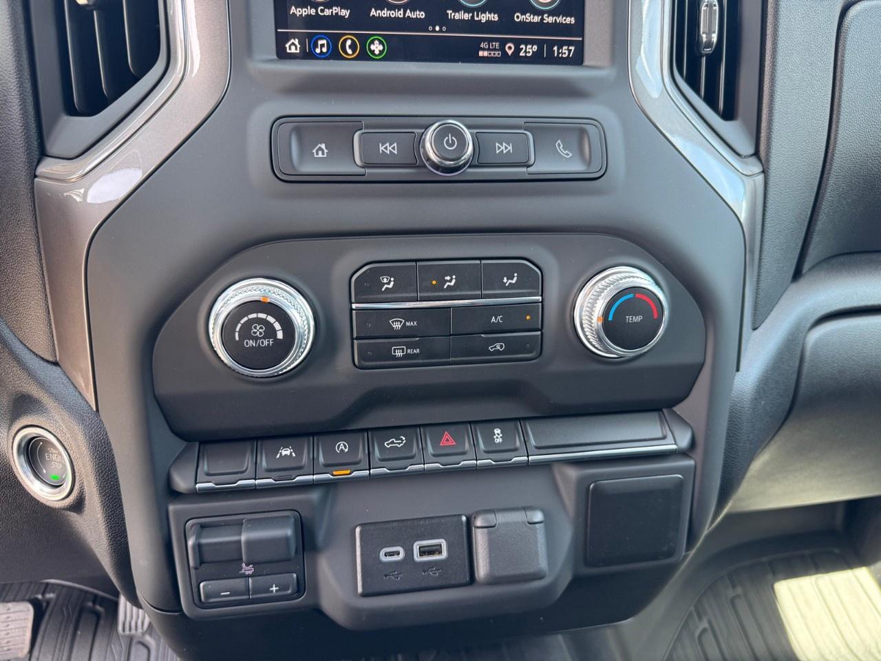 2026 GMC Sierra 1500 Double Cab Standard Box 4-Wheel Drive Pro Photo