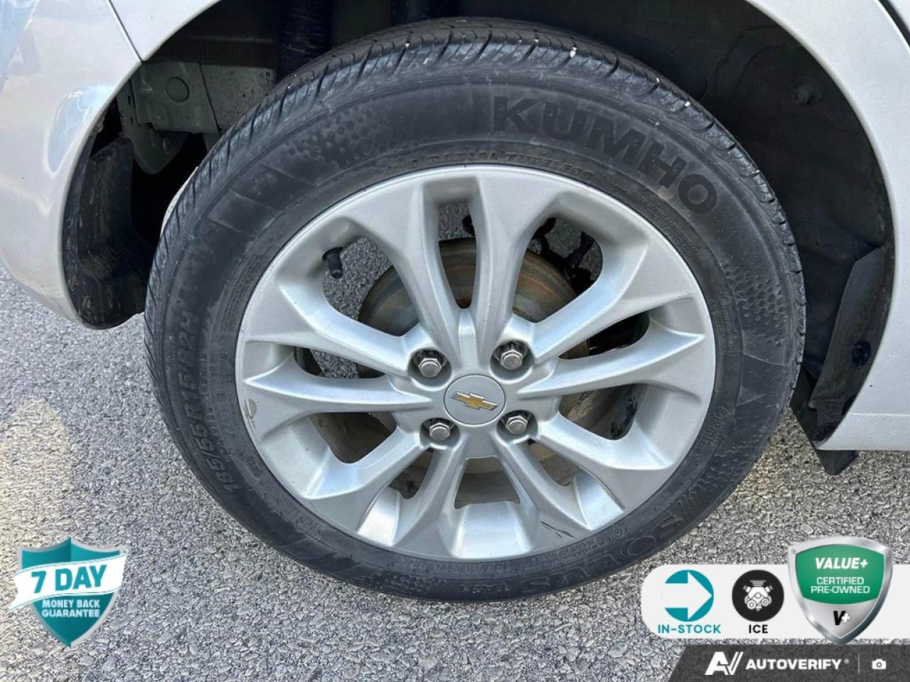 2022 Chevrolet Spark 1LT CVT 4dr Hatchback Photo