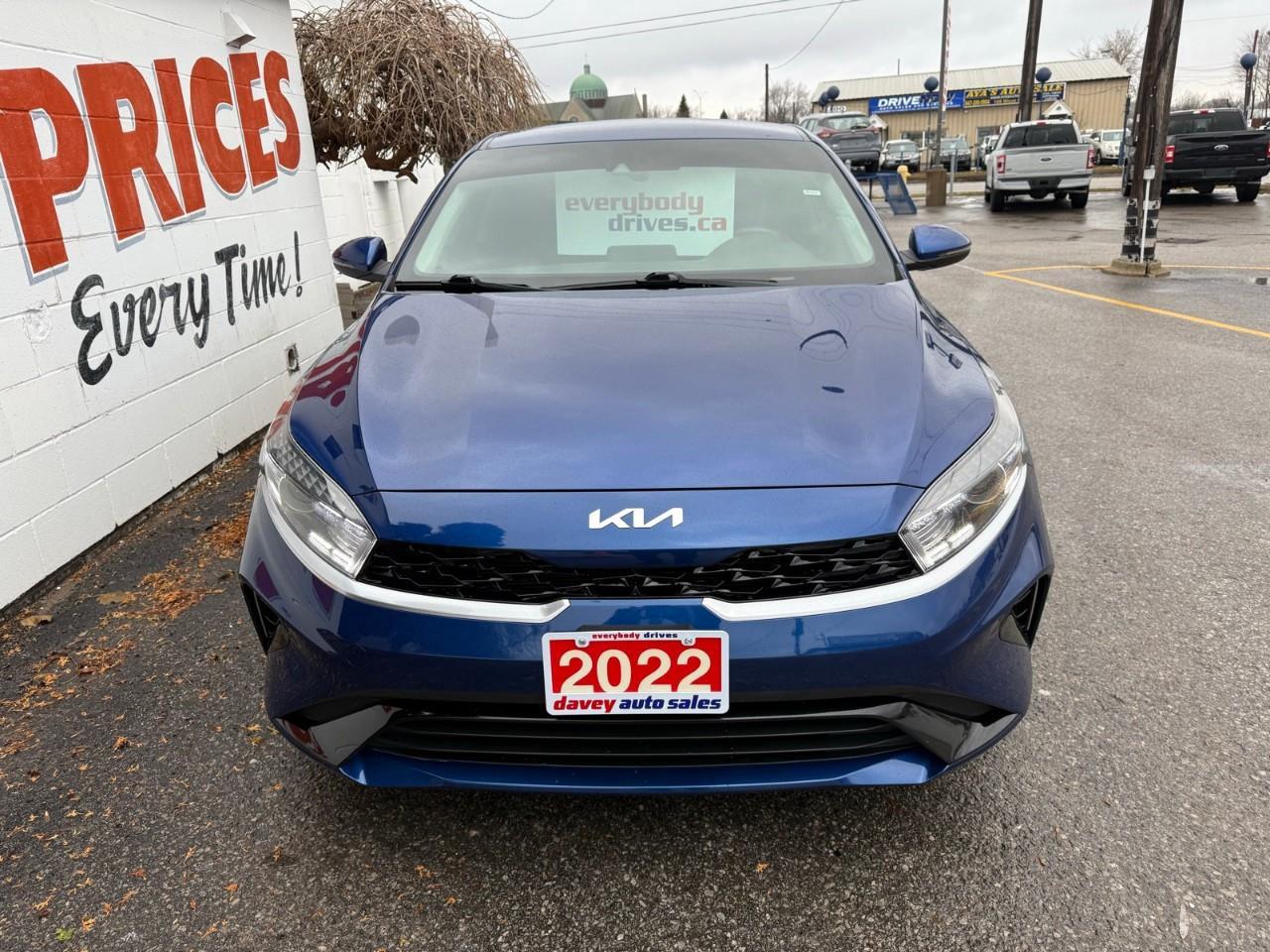 2022 Kia Forte EX 4dr Sedan Photo