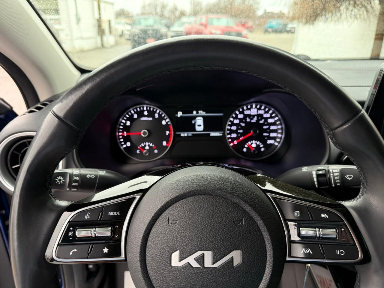 2022 Kia Forte EX 4dr Sedan Photo