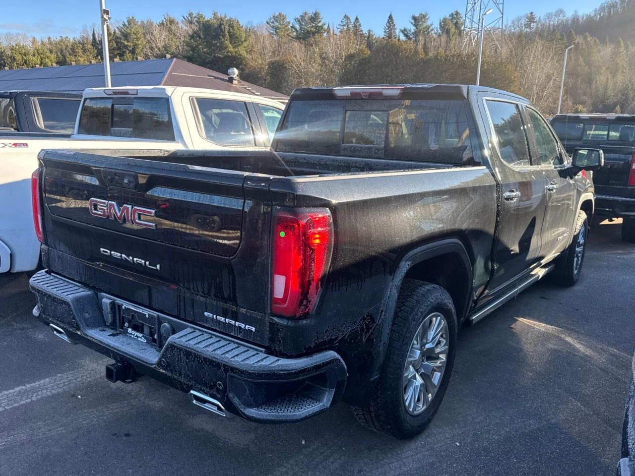 2026 GMC Sierra 1500 Crew Cab Short Box 4-Wheel Drive Denali Photo