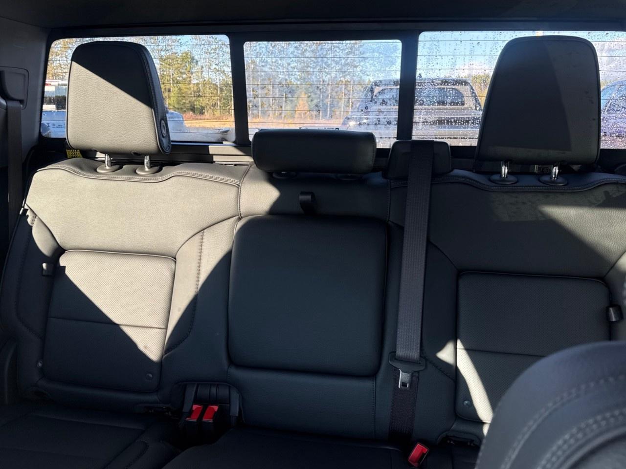 2026 GMC Sierra 1500 Crew Cab Short Box 4-Wheel Drive Denali Photo