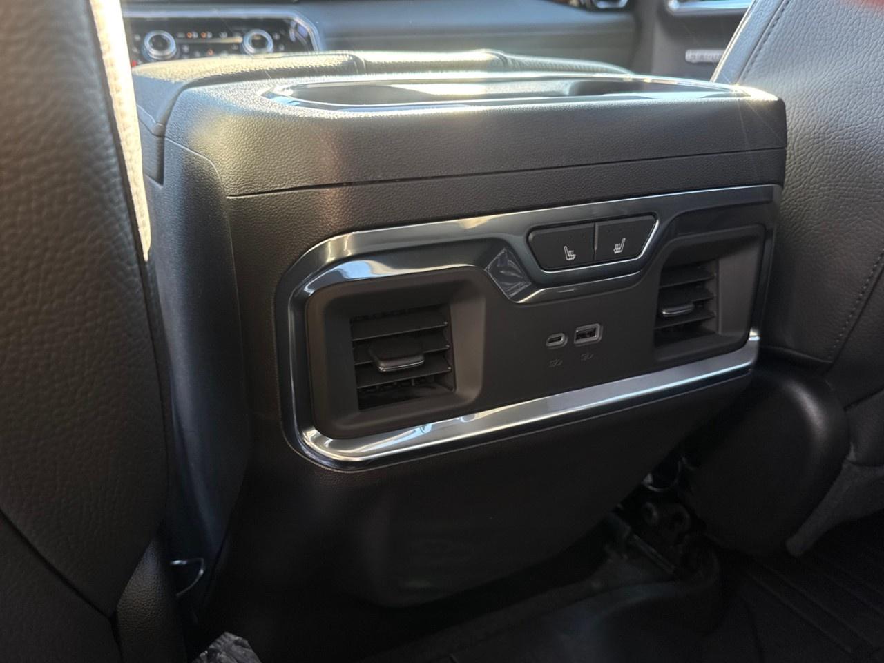 2026 GMC Sierra 1500 Crew Cab Short Box 4-Wheel Drive Denali Photo