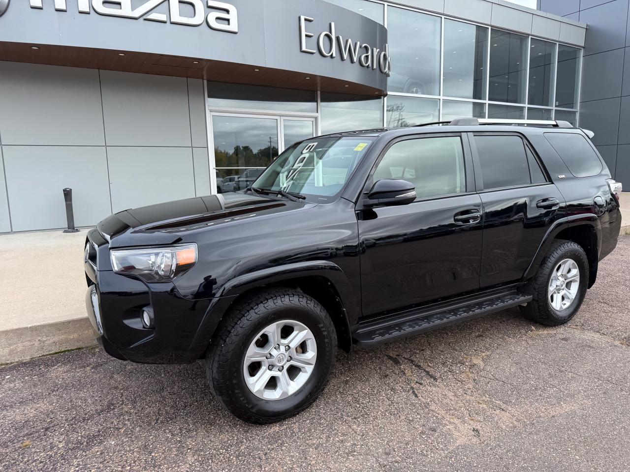 2019 Toyota 4Runner SR5 4dr 4x4 Photo2
