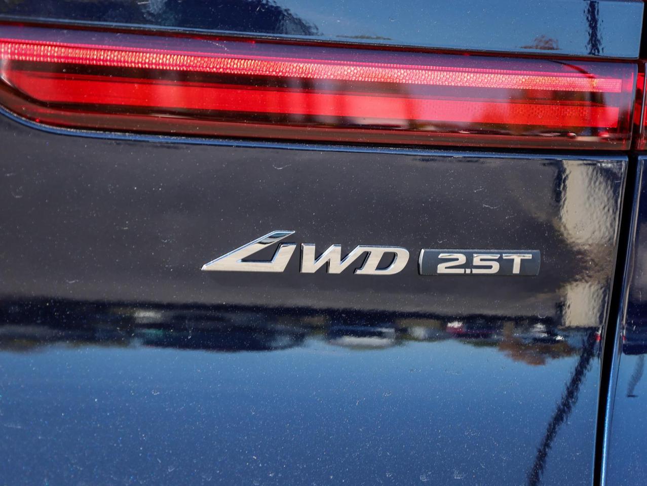 2025 Genesis GV70  Photo