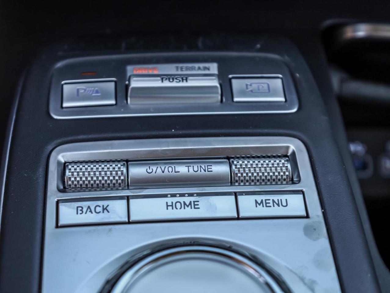 2025 Genesis GV70  Photo