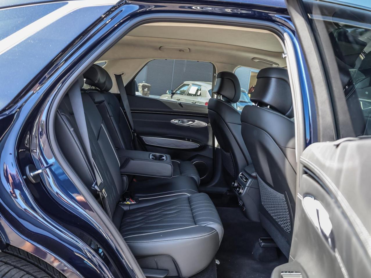 2025 Genesis GV70  Photo