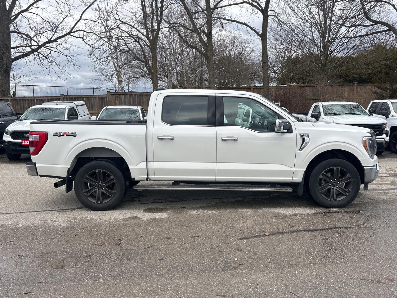 2021 Ford F-150 LARIAT, CLEAN CARFAX, HEATED/ COOLED LEATHER! Photo4