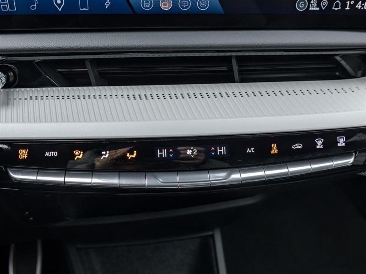 2026 Cadillac OPTIQ Luxury 4dr Photo