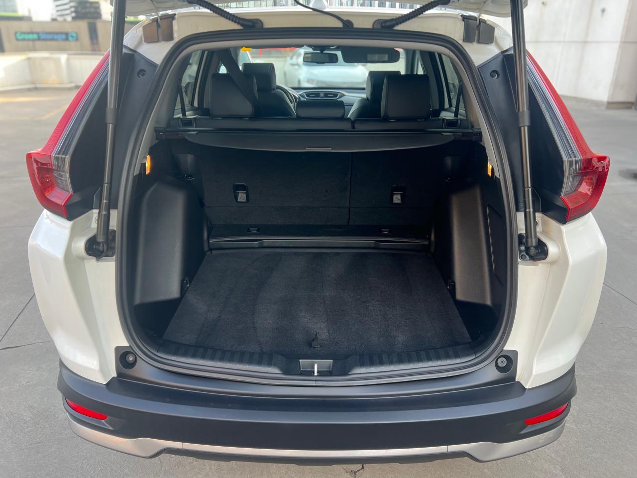 2022 Honda CR-V Touring 4dr All-wheel Drive Photo