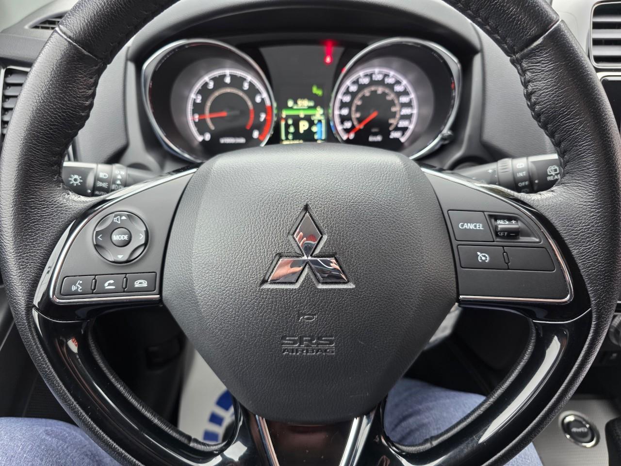 2024 Mitsubishi RVR SE 4dr AWC Photo