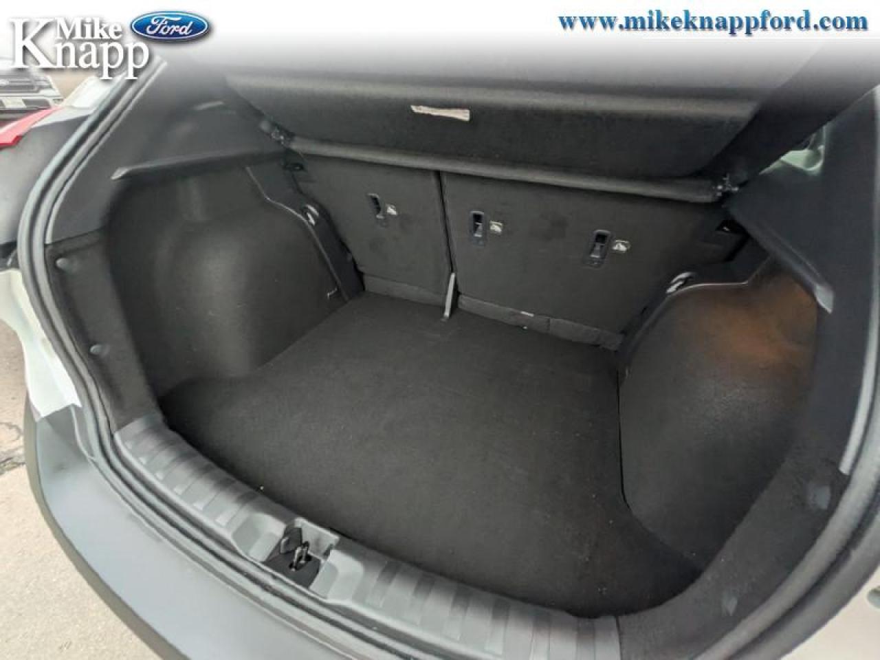 2019 Nissan Kicks SR Photo