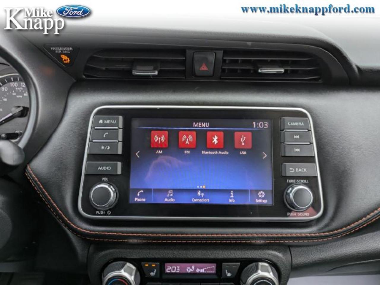 2019 Nissan Kicks SR Photo