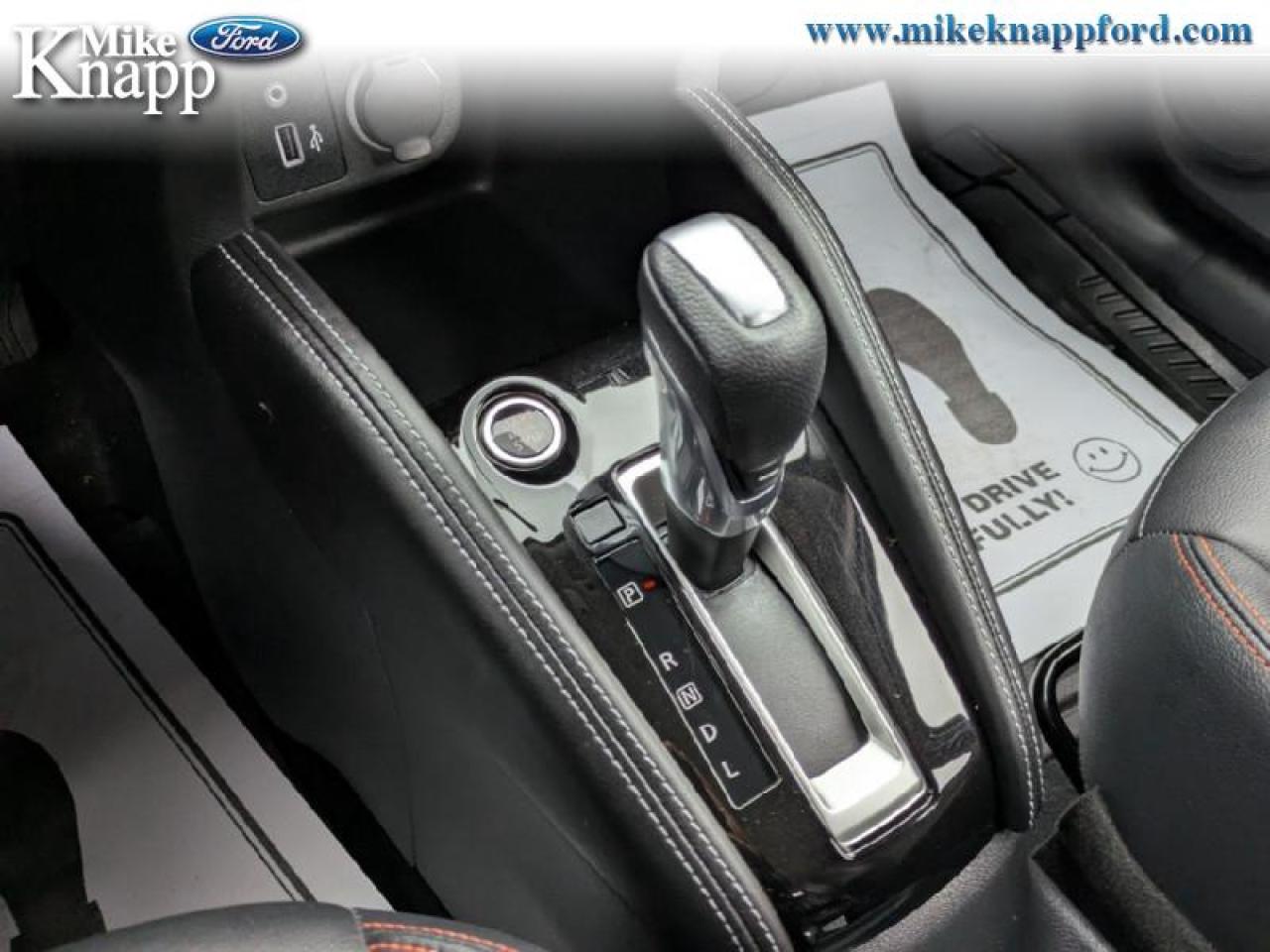 2019 Nissan Kicks SR Photo